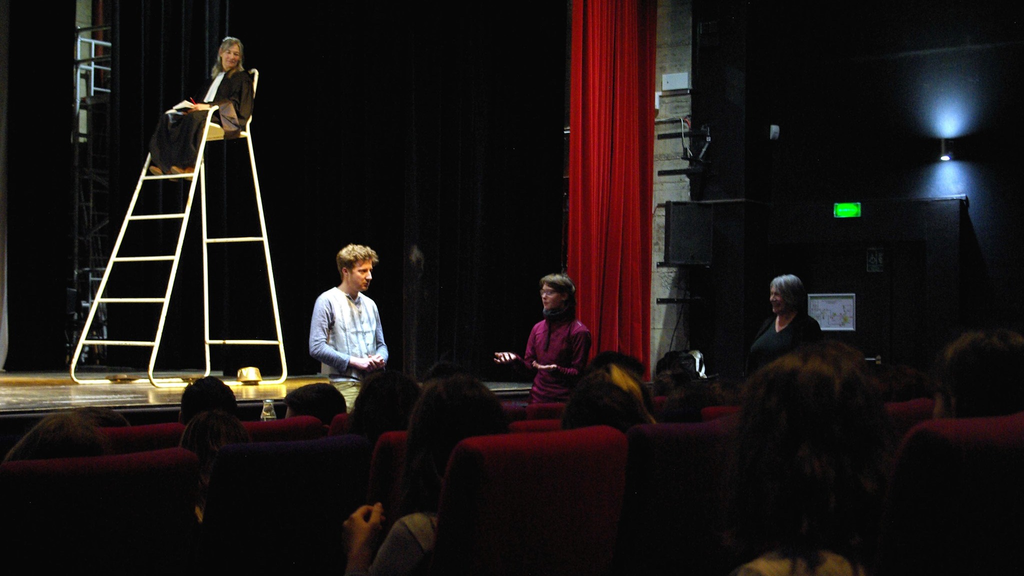 Et si vous vous mettiez au théâtre ?